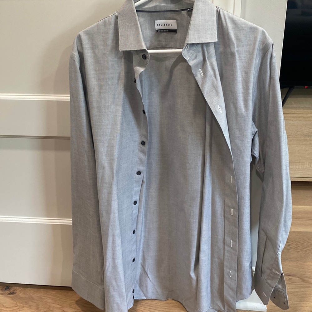 Calibrate Mens Button Down Shirt